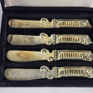 Godinger for The Bombay Company Set of 4 Silver Plated Butter Knife/Spreaders